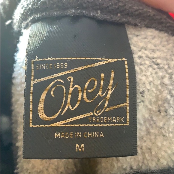 Obey hoodie Medium - Picture 2 of 2